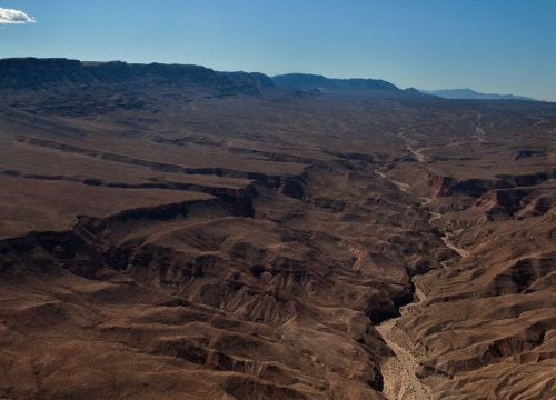 ¿Cuál es la velocidad de apertura del rift de África oriental?